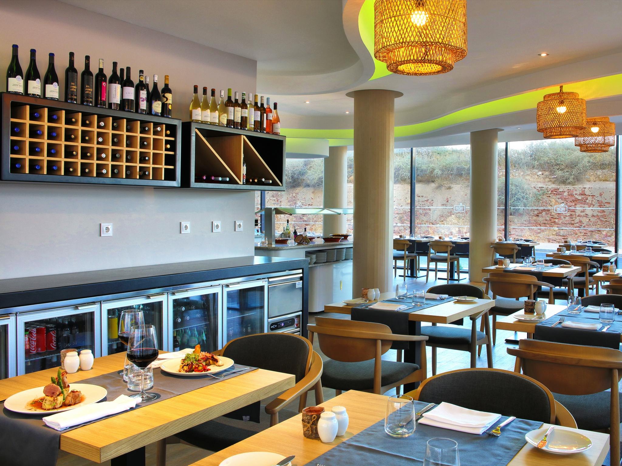 Jupiter Marina - Couples & (adults Only) Hotel Portimão